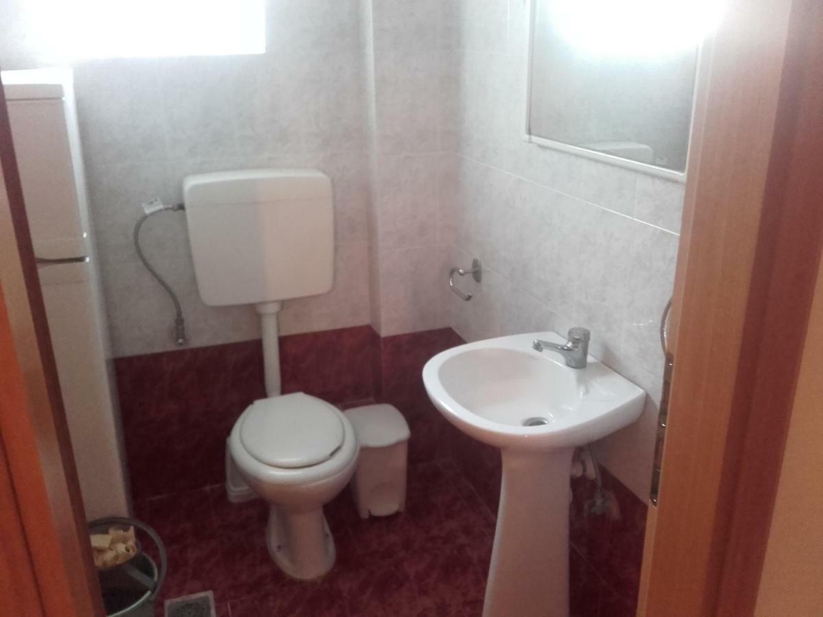 Appartamento Solmar House Flogita Esterno foto
